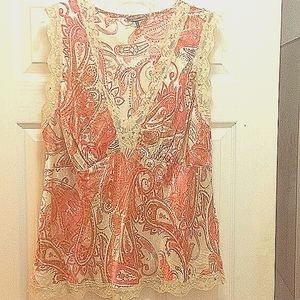 COPY - Beautiful Daisy Fuentes 2x sleeveless top